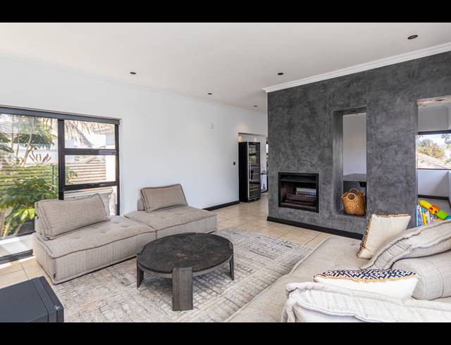 4 BEDROOM FREEHOLD FOR SALE IN SUNSET LINKS
